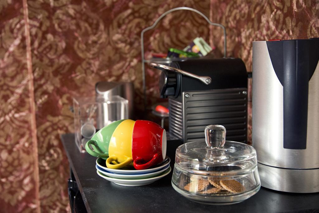 Ck58 Bed & Breakfast Den Haag Bagian luar foto